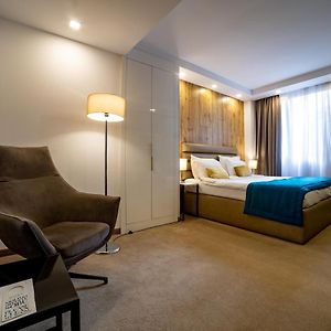 Mark Hotel